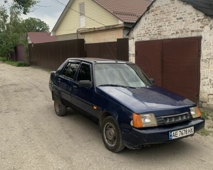 Синий ЗАЗ 1103 Славута, объемом двигателя 1.2 л и пробегом 146 тыс. км за 919 $, фото 2 на Automoto.ua