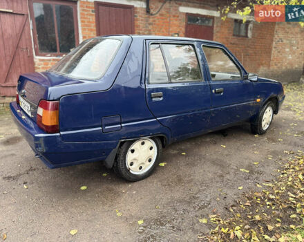 Синий ЗАЗ 1103 Славута, объемом двигателя 1.2 л и пробегом 21 тыс. км за 1100 $, фото 5 на Automoto.ua