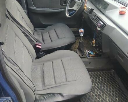 Синий ЗАЗ 1103 Славута, объемом двигателя 1.2 л и пробегом 140 тыс. км за 999 $, фото 5 на Automoto.ua