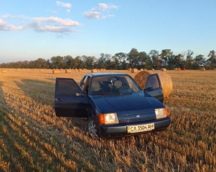 ЗАЗ 1103 Славута 2004 в Кропивницком (Кировограде) на Automoto.ua Синий ЗАЗ 1103 Славута, объемом двигателя 1.2 л и пробегом 80 тыс. км за 900 $, фото 4 на Automoto.ua