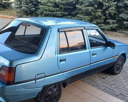 Синий ЗАЗ 1103 Славута, объемом двигателя 1.2 л и пробегом 111 тыс. км за 850 $, фото 6 на Automoto.ua