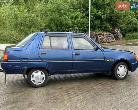 Синий ЗАЗ 1103 Славута, объемом двигателя 1.2 л и пробегом 206 тыс. км за 1399 $, фото 11 на Automoto.ua
