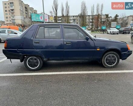 Синий ЗАЗ 1103 Славута, объемом двигателя 1.2 л и пробегом 107 тыс. км за 1100 $, фото 3 на Automoto.ua