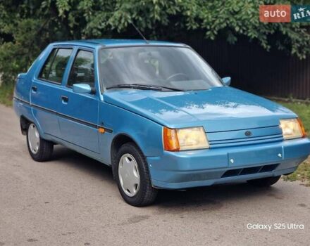 Синий ЗАЗ 1103 Славута, объемом двигателя 1.2 л и пробегом 14 тыс. км за 2290 $, фото 1 на Automoto.ua