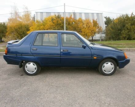 Синий ЗАЗ 1103 Славута, объемом двигателя 1.3 л и пробегом 43 тыс. км за 1700 $, фото 3 на Automoto.ua