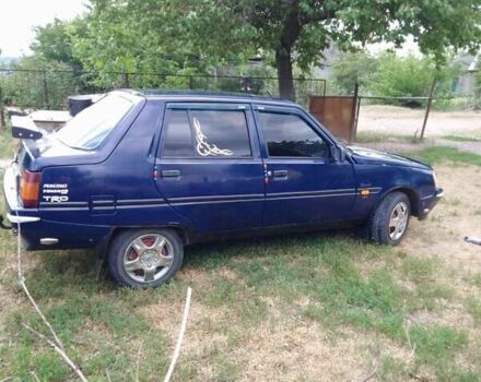 Синий ЗАЗ 1103 Славута, объемом двигателя 1.2 л и пробегом 134 тыс. км за 1600 $, фото 3 на Automoto.ua