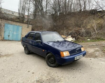 Синий ЗАЗ 1103 Славута, объемом двигателя 1.2 л и пробегом 397 тыс. км за 700 $, фото 5 на Automoto.ua