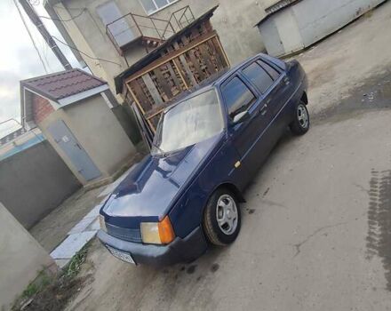 Синий ЗАЗ 1103 Славута, объемом двигателя 1.5 л и пробегом 250 тыс. км за 999 $, фото 4 на Automoto.ua