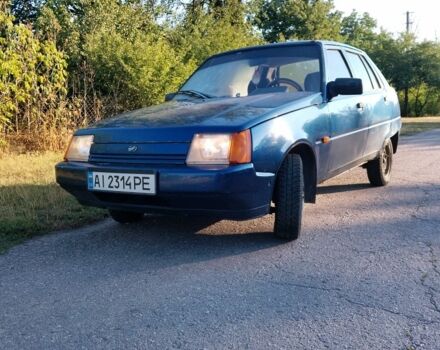 Синий ЗАЗ 1103 Славута, объемом двигателя 1.2 л и пробегом 200 тыс. км за 800 $, фото 3 на Automoto.ua