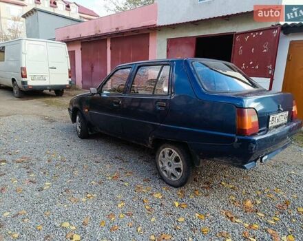 ЗАЗ 1103 Славута 2005 в Славуте на Automoto.ua Синий ЗАЗ 1103 Славута, объемом двигателя 1.2 л и пробегом 176 тыс. км за 650 $, фото 5 на Automoto.ua