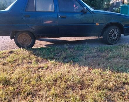 Синий ЗАЗ 1103 Славута, объемом двигателя 1.2 л и пробегом 200 тыс. км за 800 $, фото 1 на Automoto.ua