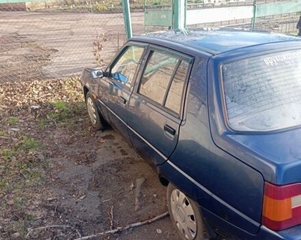 Синій ЗАЗ 1103 Славута, об'ємом двигуна 1 л та пробігом 150 тис. км за 800 $, фото 3 на Automoto.ua