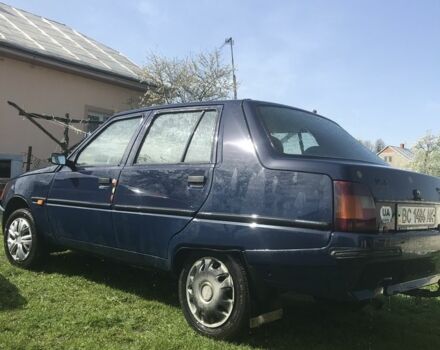 Синий ЗАЗ 1103 Славута, объемом двигателя 1.2 л и пробегом 205 тыс. км за 714 $, фото 2 на Automoto.ua