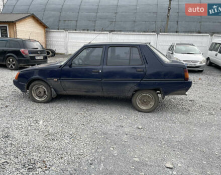 Синий ЗАЗ 1103 Славута, объемом двигателя 1.2 л и пробегом 69 тыс. км за 799 $, фото 2 на Automoto.ua