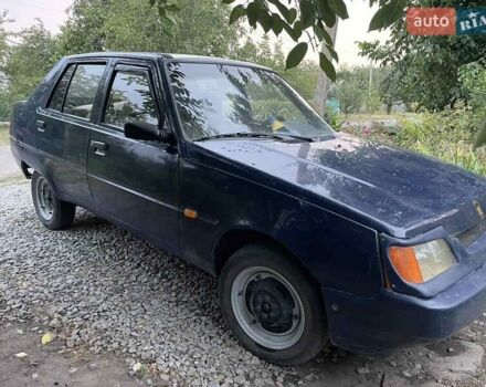 Синий ЗАЗ 1103 Славута, объемом двигателя 1.2 л и пробегом 100 тыс. км за 950 $, фото 1 на Automoto.ua