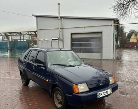 Синий ЗАЗ 1103 Славута, объемом двигателя 1.2 л и пробегом 72 тыс. км за 650 $, фото 2 на Automoto.ua