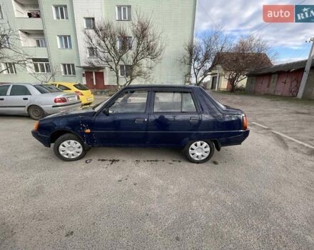 Синий ЗАЗ 1103 Славута, объемом двигателя 1.2 л и пробегом 96 тыс. км за 1300 $, фото 9 на Automoto.ua