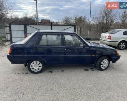 Синий ЗАЗ 1103 Славута, объемом двигателя 1.2 л и пробегом 96 тыс. км за 1300 $, фото 4 на Automoto.ua