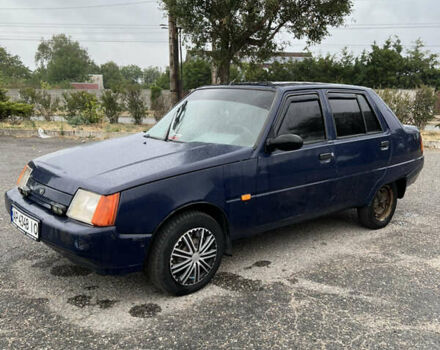 Синий ЗАЗ 1103 Славута, объемом двигателя 1.2 л и пробегом 120 тыс. км за 900 $, фото 2 на Automoto.ua