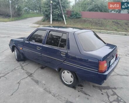 Синій ЗАЗ 1103 Славута, об'ємом двигуна 1.2 л та пробігом 121 тис. км за 1999 $, фото 1 на Automoto.ua