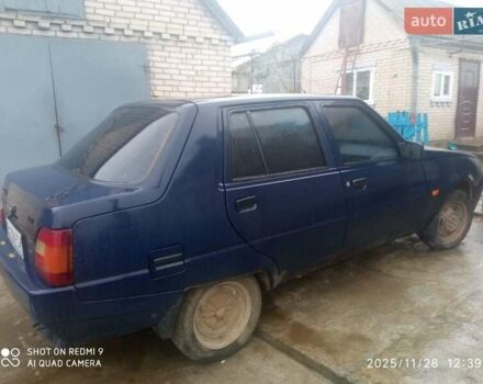 Синий ЗАЗ 1103 Славута, объемом двигателя 1.2 л и пробегом 142 тыс. км за 1100 $, фото 3 на Automoto.ua