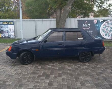 ЗАЗ 1103 Славута 2007 у Кропивницькому (Кіровограді) на Automoto.ua Синій ЗАЗ 1103 Славута, об'ємом двигуна 1.2 л та пробігом 63 тис. км за 1100 $, фото 2 на Automoto.ua