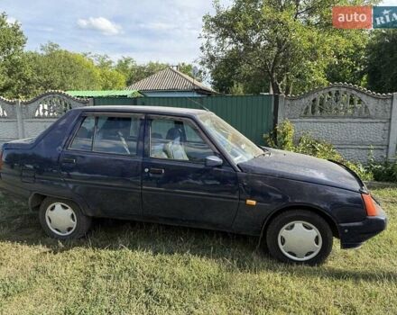 Синий ЗАЗ 1103 Славута, объемом двигателя 1.3 л и пробегом 117 тыс. км за 1500 $, фото 5 на Automoto.ua