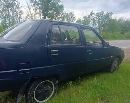 Синій ЗАЗ 1103 Славута, об'ємом двигуна 1.2 л та пробігом 208 тис. км за 700 $, фото 6 на Automoto.ua