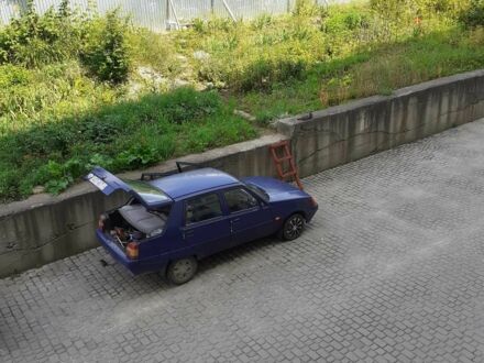 ЗАЗ 1103 Славута 2001 у Тернополі на Automoto.ua Синій ЗАЗ 1103 Славута, об'ємом двигуна 0 л та пробігом 132 тис. км за 500 $, фото 1 на Automoto.ua
