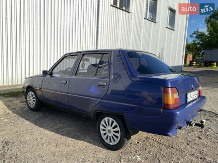 ЗАЗ 1103 Славута 2002 в Прилуках на Automoto.ua Синий ЗАЗ 1103 Славута, объемом двигателя 1.2 л и пробегом 57 тыс. км за 1200 $, фото 1 на Automoto.ua