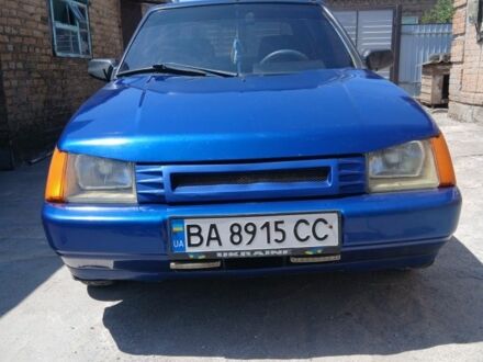 ЗАЗ 1103 Славута 2002 у Кропивницькому (Кіровограді) на Automoto.ua Синій ЗАЗ 1103 Славута, об'ємом двигуна 1.3 л та пробігом 160 тис. км за 1150 $, фото 1 на Automoto.ua