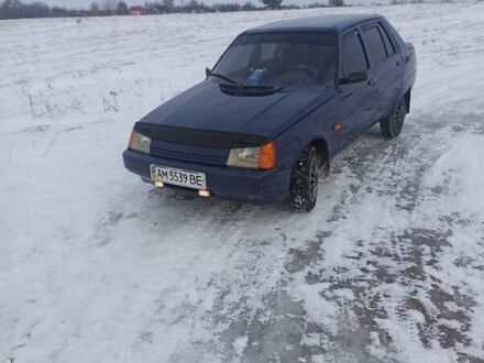 ЗАЗ 1103 Славута 2003 у Коростене на Automoto.ua Синій ЗАЗ 1103 Славута, об'ємом двигуна 1.3 л та пробігом 112 тис. км за 2600 $, фото 1 на Automoto.ua