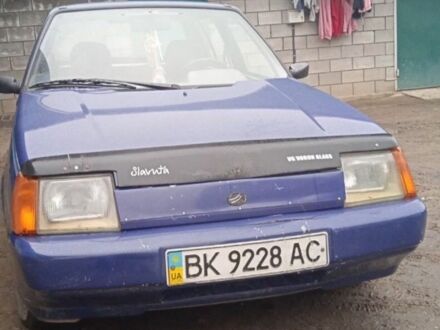 ЗАЗ 1103 Славута 2003 у Березне на Automoto.ua Синій ЗАЗ 1103 Славута, об'ємом двигуна 1.2 л та пробігом 86 тис. км за 1000 $, фото 1 на Automoto.ua