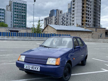 Синий ЗАЗ 1103 Славута, объемом двигателя 1.2 л и пробегом 85 тыс. км за 999 $, фото 1 на Automoto.ua