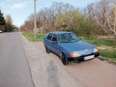 Синий ЗАЗ 1103 Славута, объемом двигателя 1.2 л и пробегом 140 тыс. км за 1100 $, фото 1 на Automoto.ua