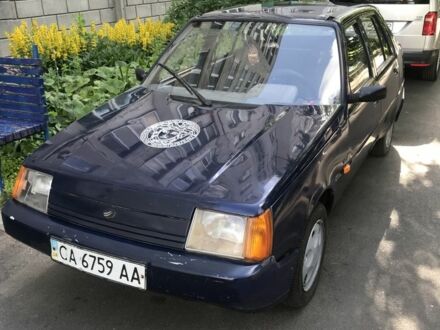 ЗАЗ 1103 Славута 2004 у Белой Церкве на Automoto.ua Синій ЗАЗ 1103 Славута, об'ємом двигуна 1.3 л та пробігом 100 тис. км за 1100 $, фото 1 на Automoto.ua