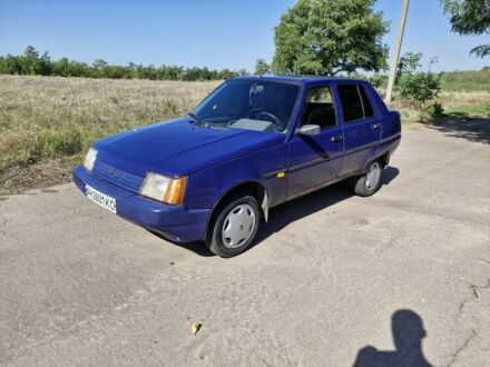 Синий ЗАЗ 1103 Славута, объемом двигателя 1.2 л и пробегом 200 тыс. км за 631 $, фото 1 на Automoto.ua