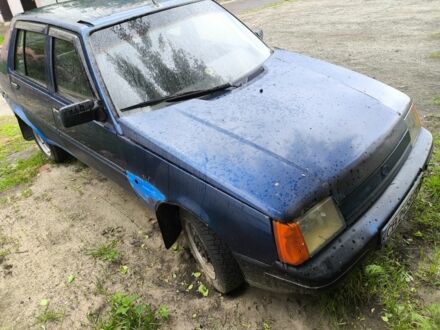 ЗАЗ 1103 Славута 2004 у Переяславе-Хмельницком на Automoto.ua Синій ЗАЗ 1103 Славута, об'ємом двигуна 1.3 л та пробігом 120 тис. км за 600 $, фото 1 на Automoto.ua