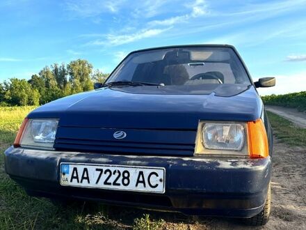ЗАЗ 1103 Славута 2004 в Носовке на Automoto.ua Синий ЗАЗ 1103 Славута, объемом двигателя 1.2 л и пробегом 136 тыс. км за 1480 $, фото 1 на Automoto.ua