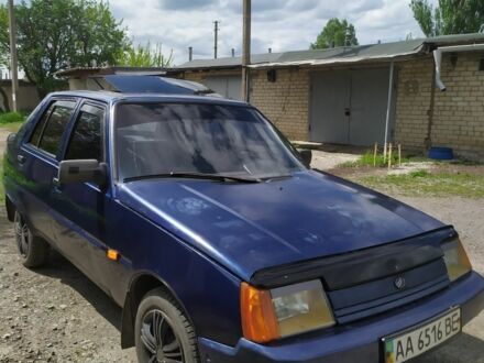 Синий ЗАЗ 1103 Славута, объемом двигателя 1.2 л и пробегом 200 тыс. км за 850 $, фото 1 на Automoto.ua