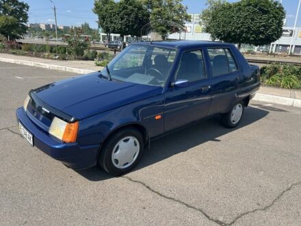 ЗАЗ 1103 Славута 2005 в Кривом Роге на Automoto.ua Синий ЗАЗ 1103 Славута, объемом двигателя 1.2 л и пробегом 50 тыс. км за 1600 $, фото 1 на Automoto.ua