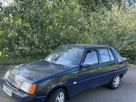 ЗАЗ 1103 Славута 2005 в Борисполе на Automoto.ua Синий ЗАЗ 1103 Славута, объемом двигателя 1.2 л и пробегом 175 тыс. км за 900 $, фото 1 на Automoto.ua