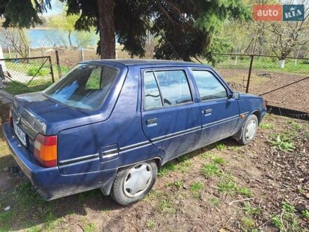ЗАЗ 1103 Славута 2005 у Яготине на Automoto.ua Синій ЗАЗ 1103 Славута, об'ємом двигуна 1.2 л та пробігом 175 тис. км за 578 $, фото 1 на Automoto.ua