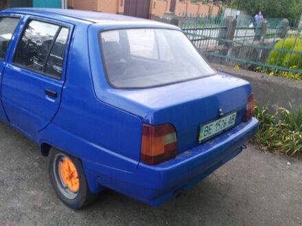Синий ЗАЗ 1103 Славута, объемом двигателя 1.2 л и пробегом 200 тыс. км за 1100 $, фото 1 на Automoto.ua