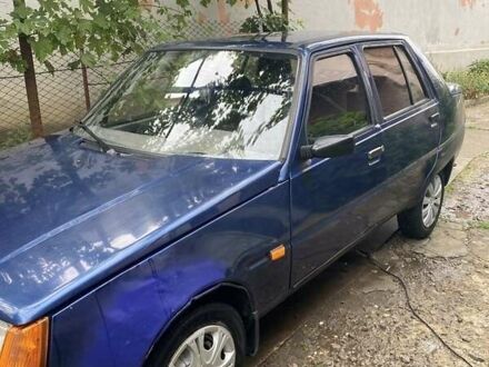 ЗАЗ 1103 Славута 2005 у Мукачеве на Automoto.ua Синій ЗАЗ 1103 Славута, об'ємом двигуна 1.2 л та пробігом 90 тис. км за 848 $, фото 1 на Automoto.ua