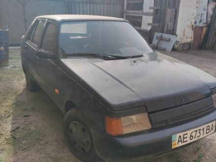 ЗАЗ 1103 Славута 2006 в Днепре (Днепропетровске) на Automoto.ua Синий ЗАЗ 1103 Славута, объемом двигателя 1.2 л и пробегом 93 тыс. км за 724 $, фото 1 на Automoto.ua