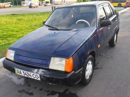 ЗАЗ 1103 Славута 2007 у Києві на Automoto.ua Синій ЗАЗ 1103 Славута, об'ємом двигуна 1.2 л та пробігом 1000 тис. км за 968 $, фото 1 на Automoto.ua