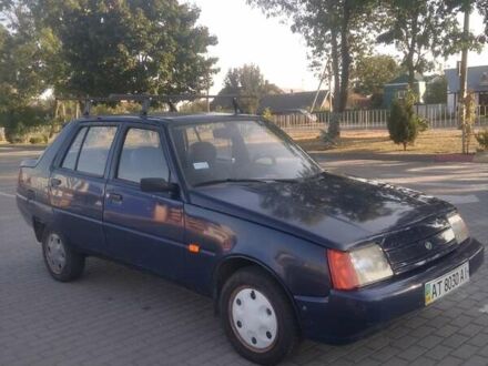 ЗАЗ 1103 Славута 2007 у Коломые на Automoto.ua Синій ЗАЗ 1103 Славута, об'ємом двигуна 1.3 л та пробігом 66 тис. км за 1550 $, фото 1 на Automoto.ua