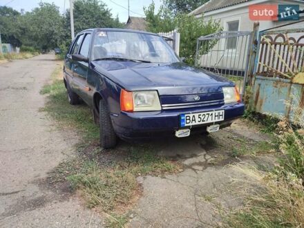 ЗАЗ 1103 Славута 2007 в Желтых Водах на Automoto.ua Синий ЗАЗ 1103 Славута, объемом двигателя 1.2 л и пробегом 41 тыс. км за 1400 $, фото 1 на Automoto.ua