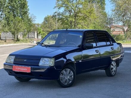 ЗАЗ 1103 Славута 2007 в Днепре (Днепропетровске) на Automoto.ua Синий ЗАЗ 1103 Славута, объемом двигателя 1.2 л и пробегом 91 тыс. км за 1699 $, фото 1 на Automoto.ua